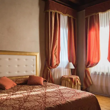 Residenza Ca' Dorin 3* Венеция